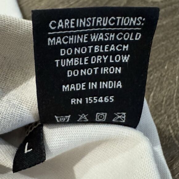 Urban Outfitters CHNGE Exclusive Shirt Sz L All Dogs Go To Heaven Airbrush - Picture 11 of 11